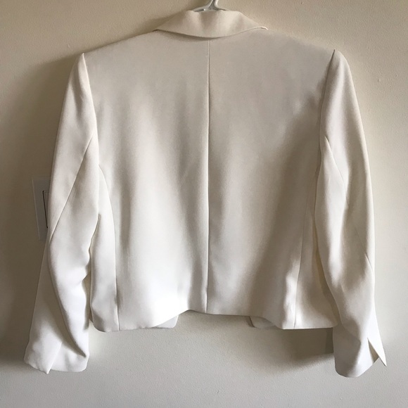 BNWOT - H&M cropped tuxedo blazer never worn - Picture 2 of 9
